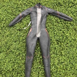 Roka maverick triathlon wetsuit